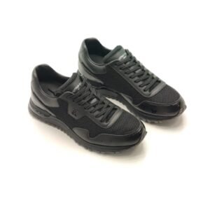 BASKETS LOUIS VUITTON BASSES EN CUIR RUN AWAY EN NOIR