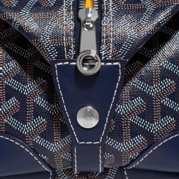 TROUSSE GOYARD DE TOILETTE BOWLING 25 EN BLEU MARINE