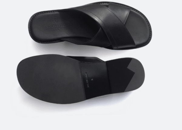 MULE CROISEE DOUBLE V EN NOIR