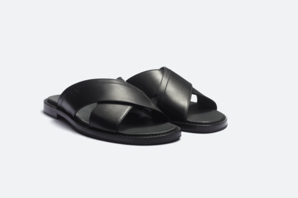 MULE CROISEE DOUBLE V EN NOIR