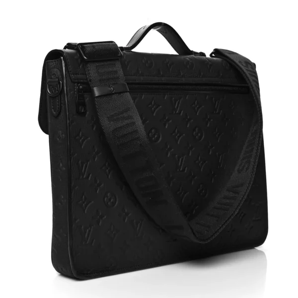 816121518f1c0f9aad8de7fa3aaf6745 POCHETTE/PORTE-DOCUMENTS LOUIS VUITTON TAURILLON MONOGRAM EN NOIR